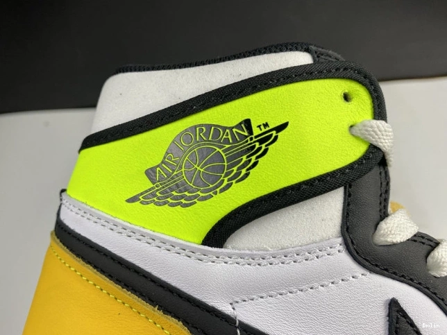 Bmlin AIR 555088-118 RETRO GOLD' 1 HIGH JORDAN 'VOLT OG 0701